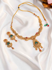 Vishruti necklace set - Image 4