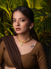 Yamini gold necklace set (Green) - Image 3