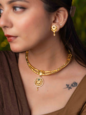 Yamini gold necklace set (Green) - Image 2