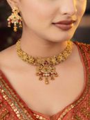Oraya Necklace Set