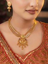 Vayara Necklace Set