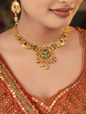 Mrinala Necklace Set