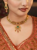 Ridhanya Necklace Set